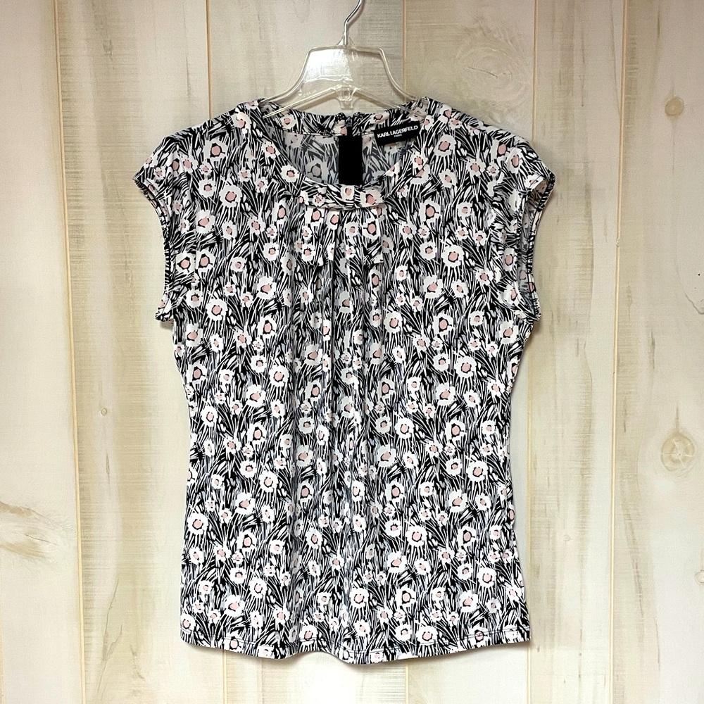Karl Lagerfeld Black White + Pink Floral Short Sleeve Top Sz M
